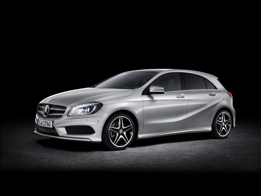  Mercedes-Benz A250 2012 года  (фото 1 из 37)